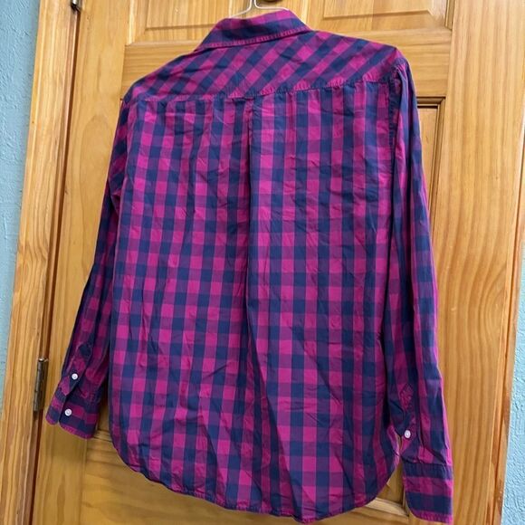 American Eagle purple and navy button down shirt - Picture 5 of 6